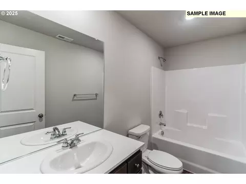 25254 Tanglewood Way, Veneta, OR 97487