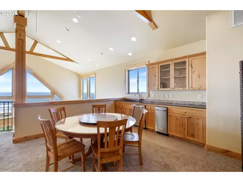 Dining - 367 Longview Loop, Rockaway Beach, OR 97136 photo 2 of 3