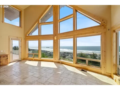 Living - 367 Longview Loop, Rockaway Beach, OR 97136 photo 1 of 8
