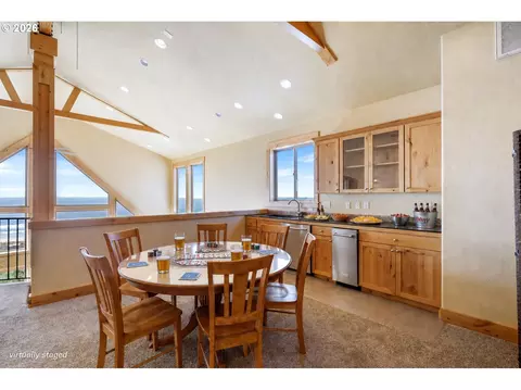 Dining - 367 Longview Loop, Rockaway Beach, OR 97136 photo 1 of 3