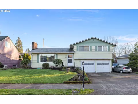 10220 SE Mill Ct, Portland, OR 97216