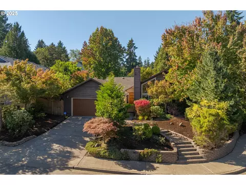 879 Shalar Ct, Eugene, OR 97405