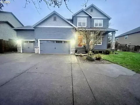 300 SW Mt Mazama St, Mcminnville, OR 97128