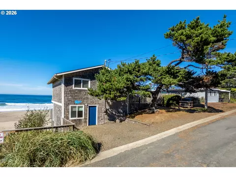 7115 Neptune Ave, Gleneden Beach, OR 97388