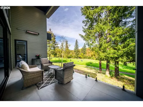 Exterior - 4599 NW 71st Ave, Camas, WA 98607 photo 5 of 7