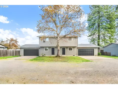 1390 R St, Springfield, OR 97477