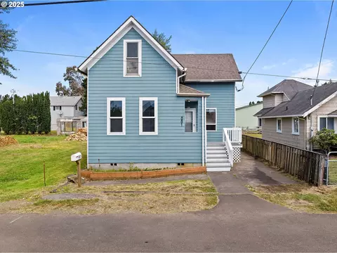881 Pacific Dr, Hammond, OR 97121