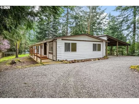 5 E B St, Vernonia, OR 97064