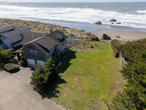 whale watch way, Bandon, OR 97411