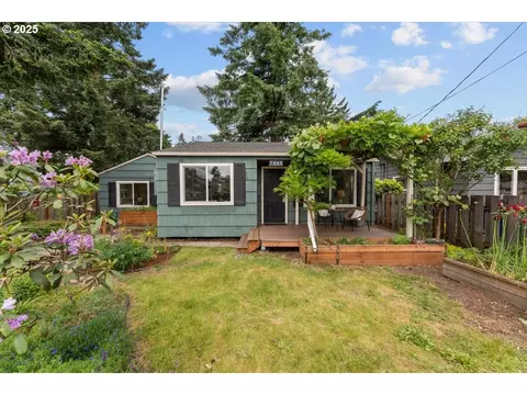 7225 SE 68th Ave, Portland, OR 97206