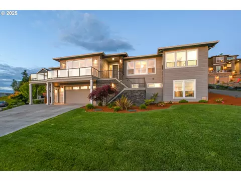 1936 NW Klickitat St, Camas, WA 98607