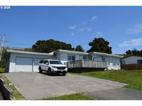 94017 Doyle Point Rd, Gold Beach, OR 97444