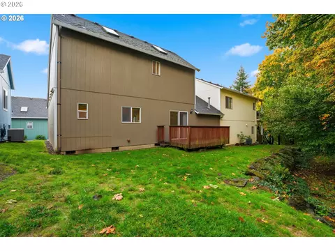 Exterior - 419 NE 7th Ave, Camas, WA 98607 photo 3 of 3