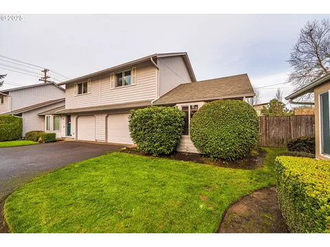 769 River Rd, Eugene, OR 97404