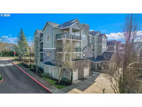 11626 SE Wingspan Way #6A, Happy Valley, OR 97086
