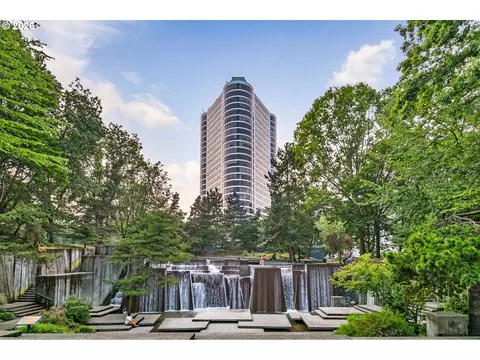 1500 SW 5th Ave #1602, Portland, OR 97201