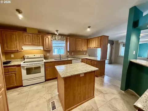 Kitchen - 1699 N Terry St #111, Eugene, OR 97402 photo 2 of 6
