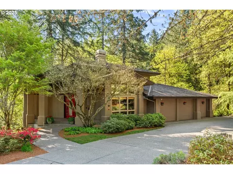 10975 SW Avocet Ct, Beaverton, OR 97007