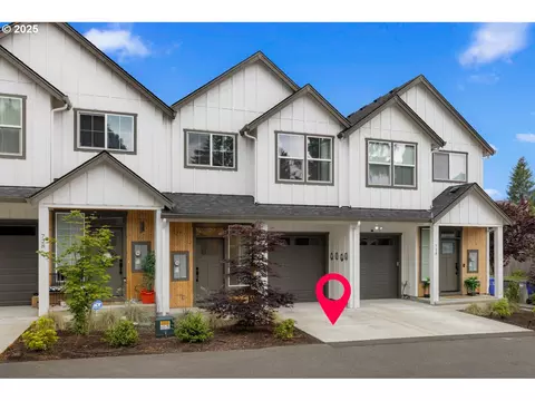 724 NE 9th St, Gresham, OR 97030