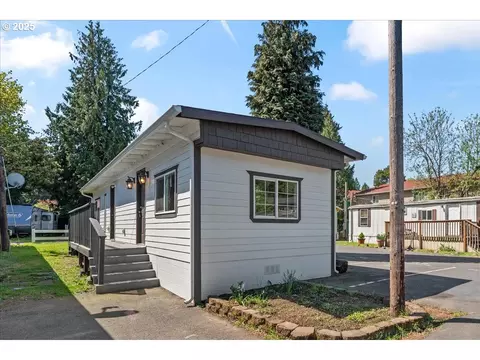 7120 NE Lombard St #25, Portland, OR 97218