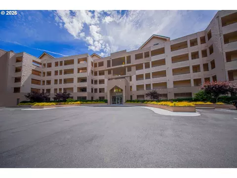 6605 W Burnside St #120, Portland, OR 97210