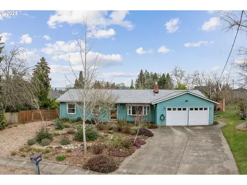 13755 SW Bonnie Brae Ct, Beaverton, OR 97005