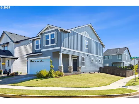 2598 NW Meadows Dr, Mcminnville, OR 97128