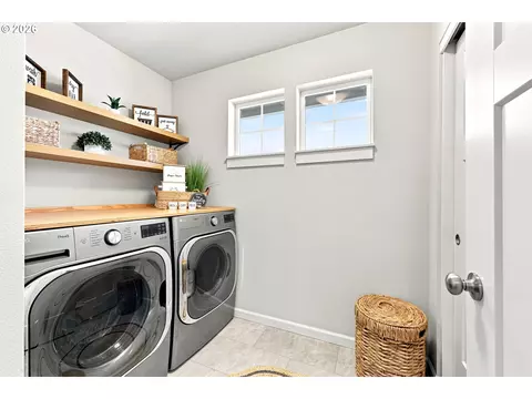 Other - 6332 SE 24th St, Gresham, OR 97080 photo 4 of 5