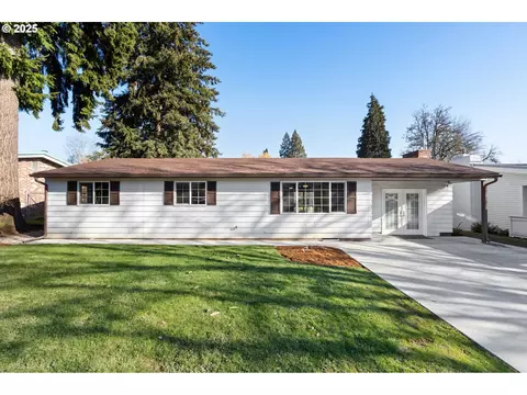 6217 NW Firwood Dr, Vancouver, WA 98665