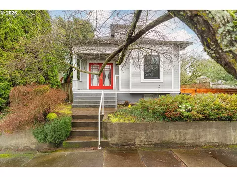1020 NE Sumner St, Portland, OR 97211
