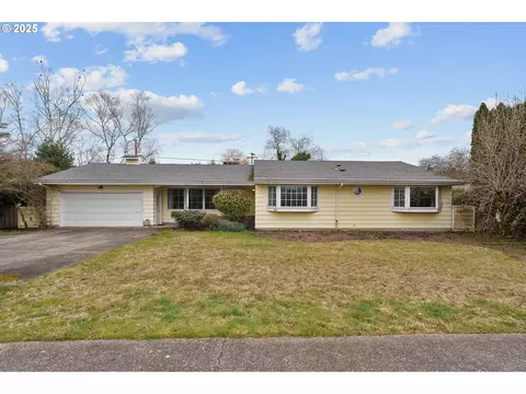 5360 SW Dover Ln, Portland, OR 97225