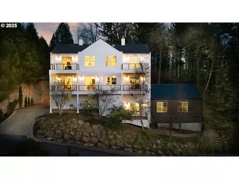 290 SW Moonridge Pl, Portland, OR 97225