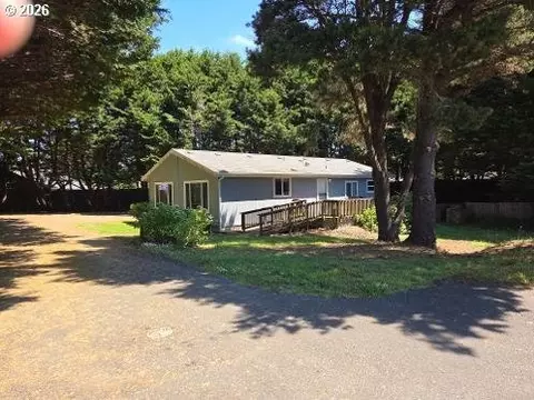 92118 Cape Arago Hwy, Coos Bay, OR 97420