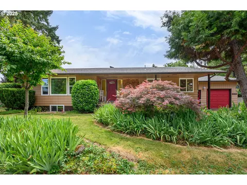 1526 SW Cypress Ln, Mcminnville, OR 97128