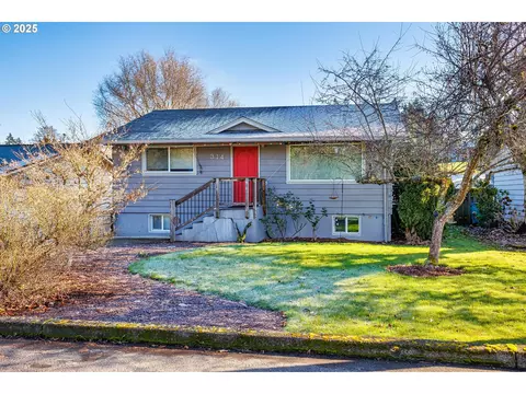 314 N 4th Ave, Ridgefield, WA 98642