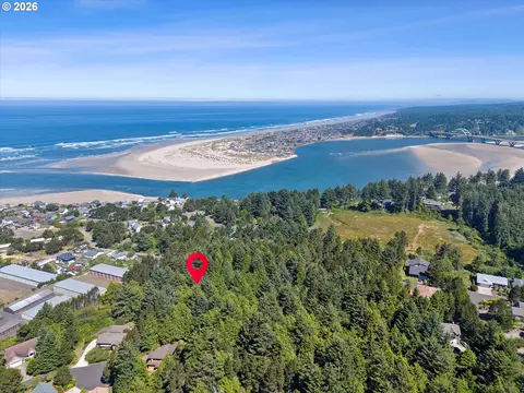 300 Tl Sw Forestry Ln, Waldport, OR 97394