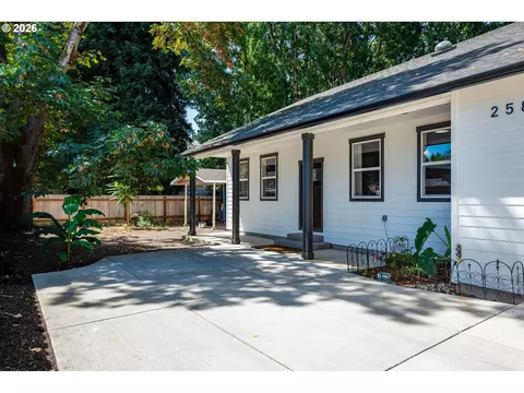 Exterior - 258 Waite St, Eugene, OR 97402 photo 13 of 14