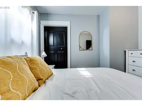Bedroom - 655 Monroe St, Eugene, OR 97402 photo 6 of 10