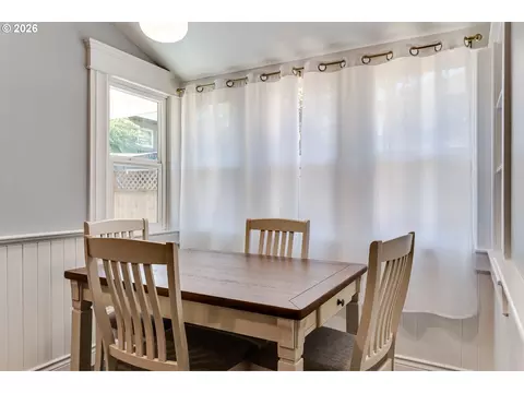 Dining - 655 Monroe St, Eugene, OR 97402 photo 1 of 1