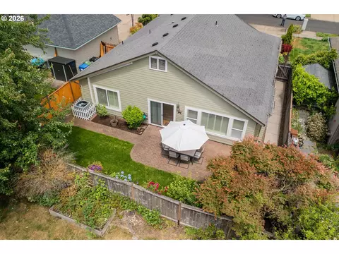 View/Area - 5548 Jeffrey Way, Eugene, OR 97402 photo 1 of 4