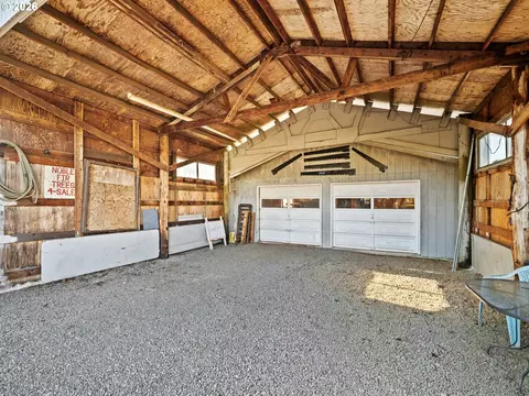 Exterior - 3329 SE Hillyard Rd, Gresham, OR 97080 photo 8 of 14