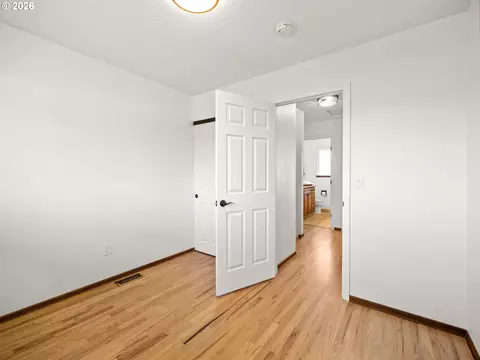 Bedroom - 3329 SE Hillyard Rd, Gresham, OR 97080 photo 6 of 6
