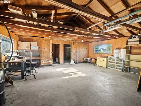Other - 3329 SE Hillyard Rd, Gresham, OR 97080 photo 10 of 13