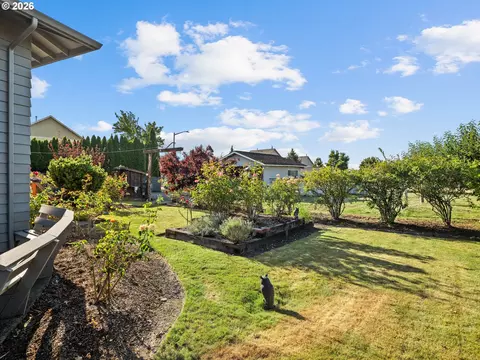 Exterior - 3329 SE Hillyard Rd, Gresham, OR 97080 photo 14 of 14