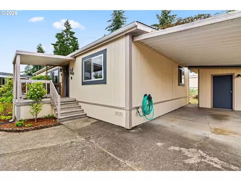 1939 Mcdonald Ct, Springfield, OR 97477 photo 3