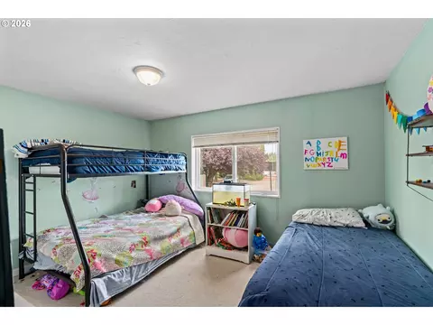 1939 Mcdonald Ct, Springfield, OR 97477 photo 19