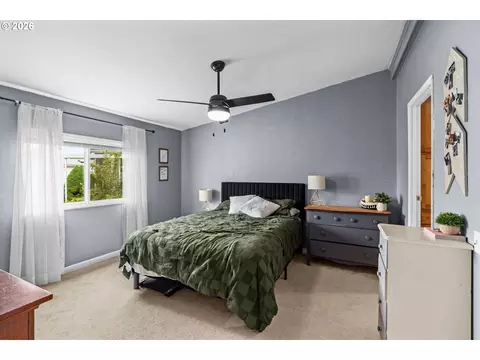 1939 Mcdonald Ct, Springfield, OR 97477 photo 16