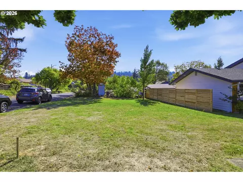 Exterior - W 25th Avenue, Eugene, OR 97405 photo 2 of 4