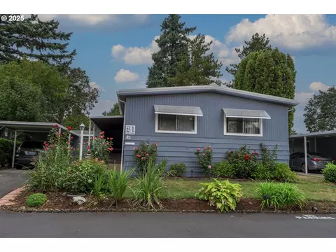 5404 NE 121st Ave #81, Vancouver, WA 98682