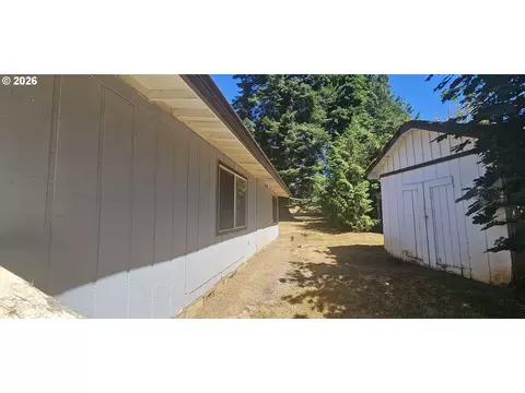 Exterior - 11281 SE 362nd Ave, Boring, OR 97009 photo 7 of 8